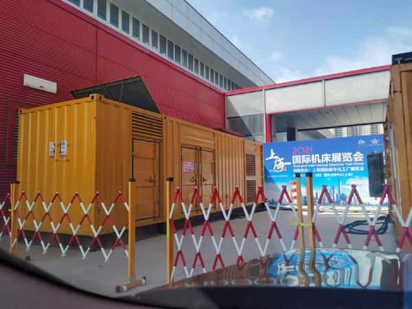 清城发电车出租-发电机无电压或电压太低怎么办？